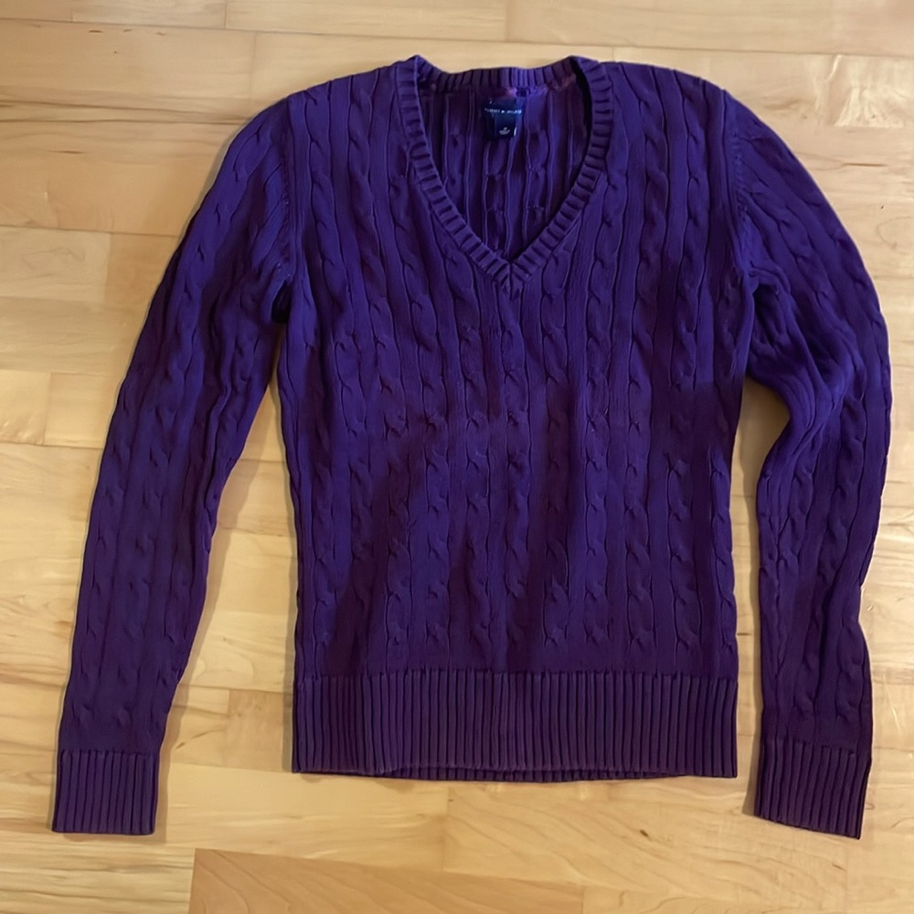 Tommy Hilfiger sweater size medium